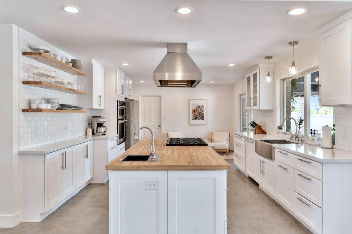 House for rent at 3411 E Valley Vista Lane, Paradise Valley, AZ 85253