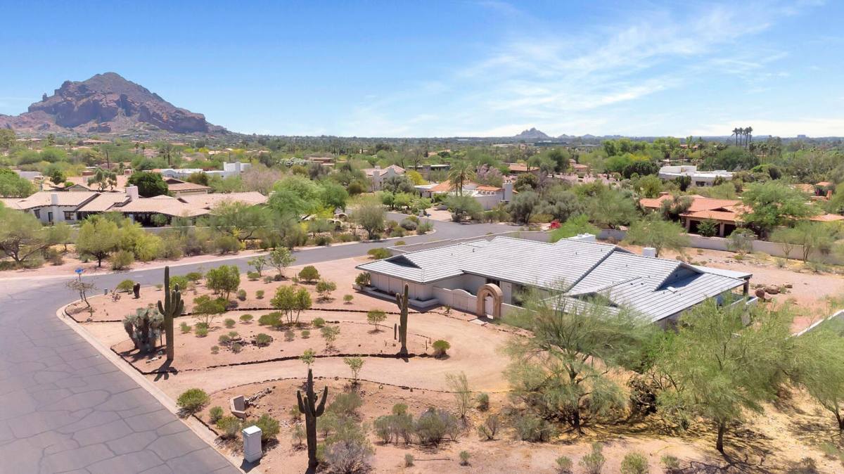 House for rent at 3411 E Valley Vista Lane, Paradise Valley, AZ 85253