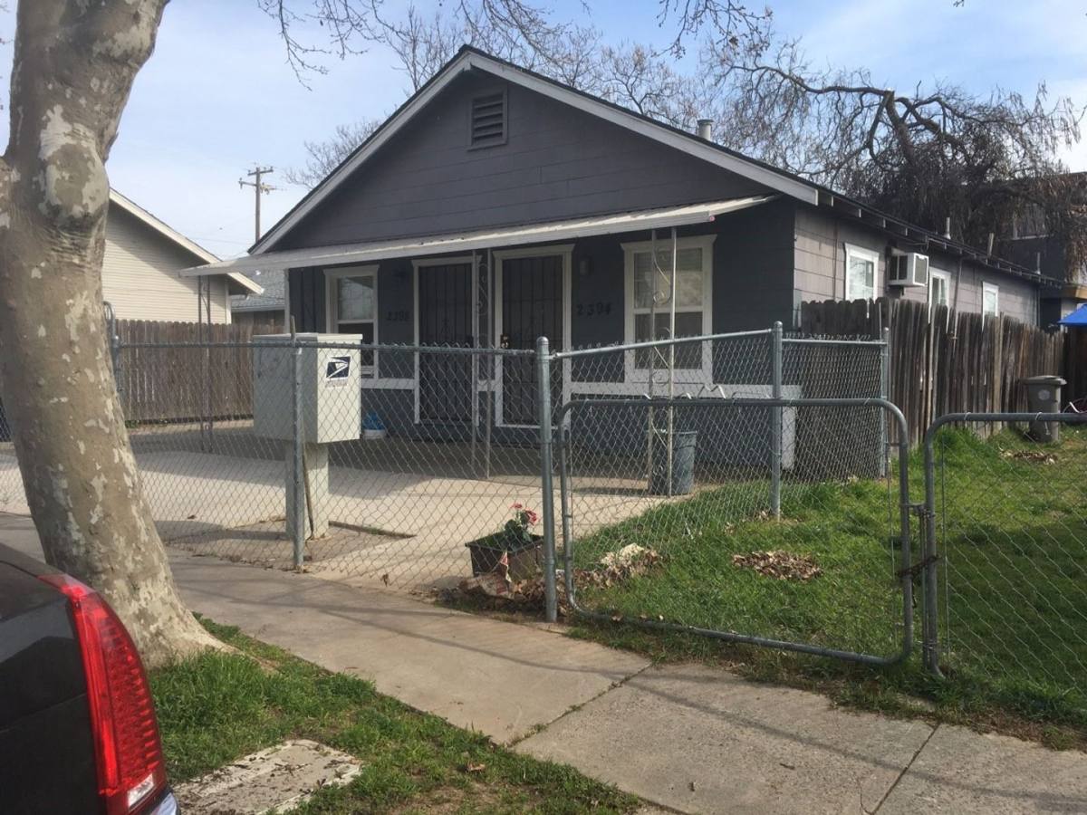 Apartment for rent at 2394 Oakmont St, Sacramento, CA 95815