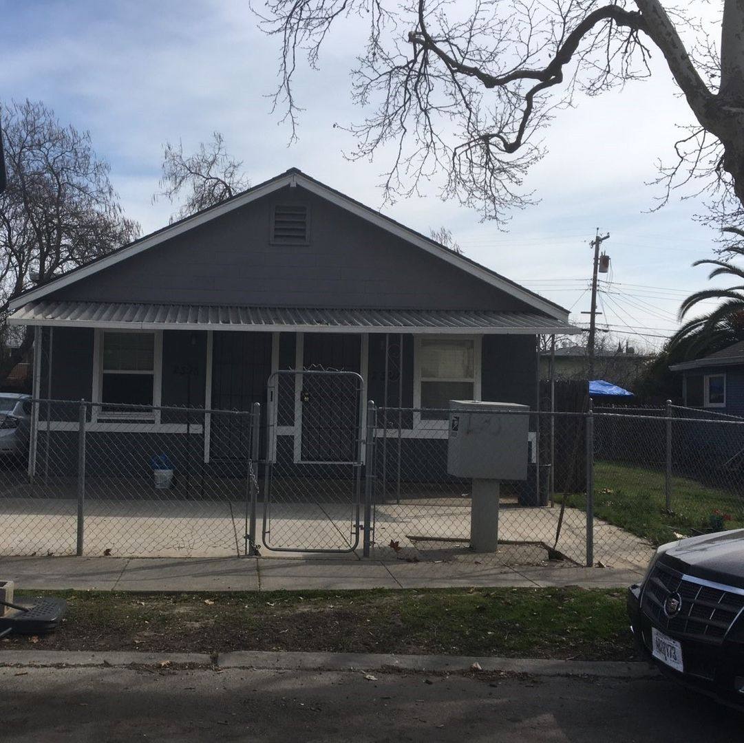 Apartment for rent at 2394 Oakmont St, Sacramento, CA 95815