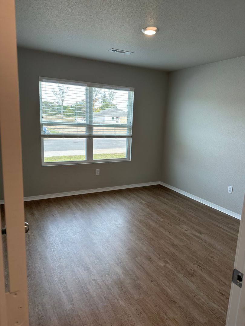 House for rent at 114 Jo Park Lane, Maumelle, AR 72113