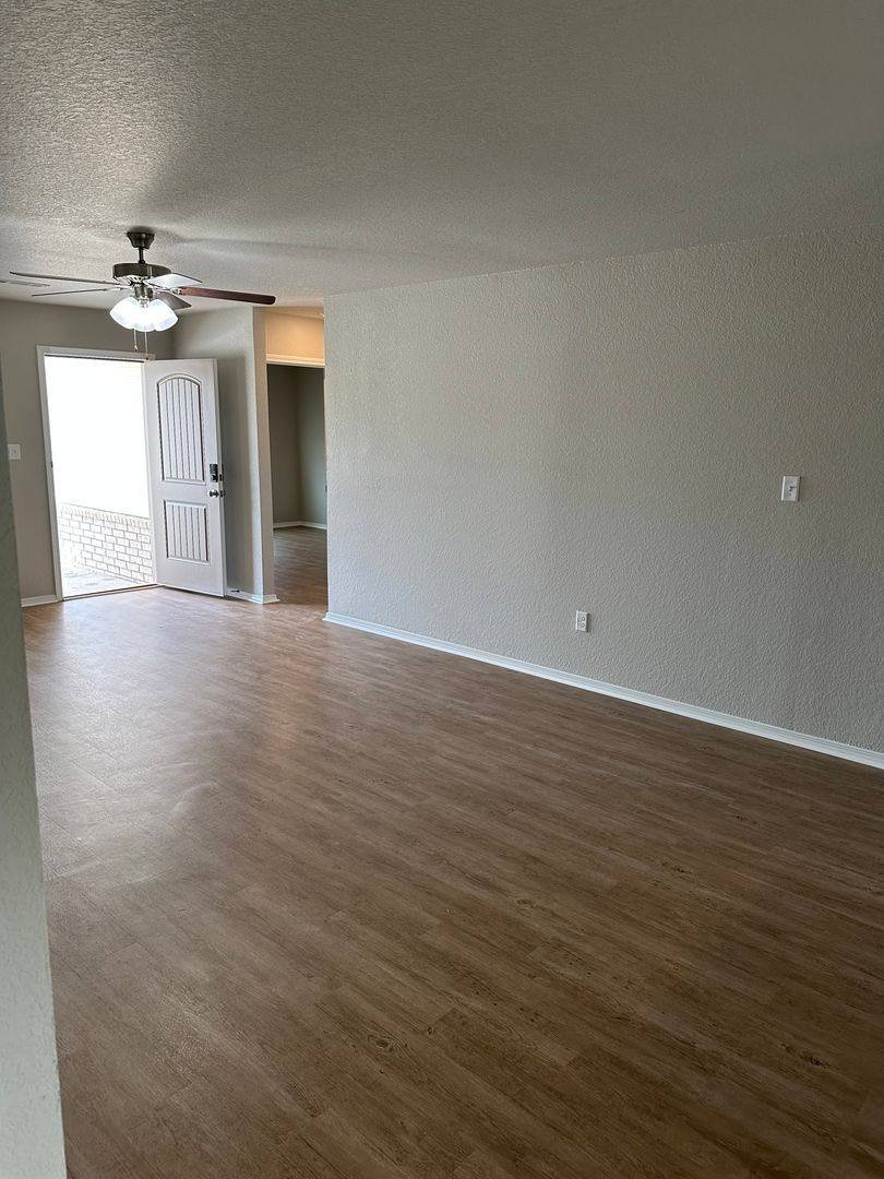 House for rent at 114 Jo Park Lane, Maumelle, AR 72113
