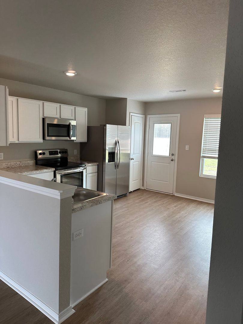 House for rent at 114 Jo Park Lane, Maumelle, AR 72113