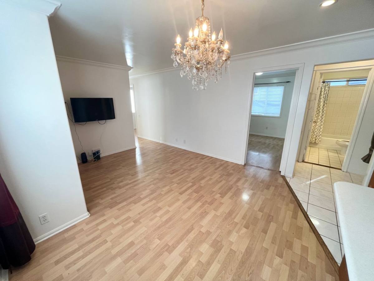 Apartment for rent at 1119B Banyan St, Honolulu, HI 96817
