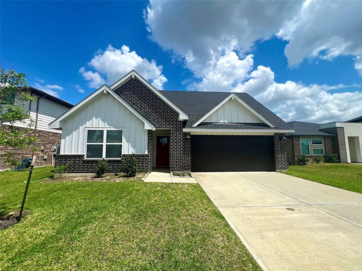 House for rent at 3315 Dagostino Creek Dr, Katy, TX 77494
