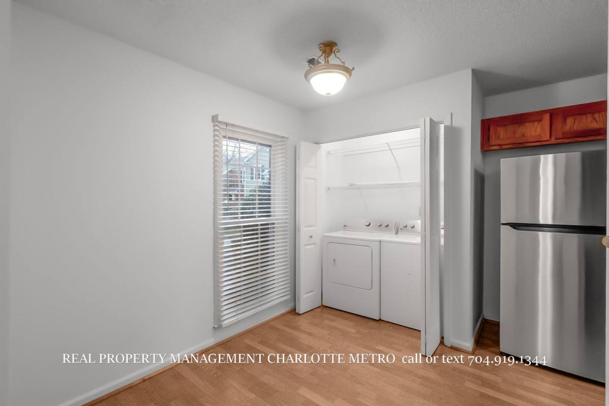 House for rent at 9451 Kings Falls Dr, Charlotte, NC 28210