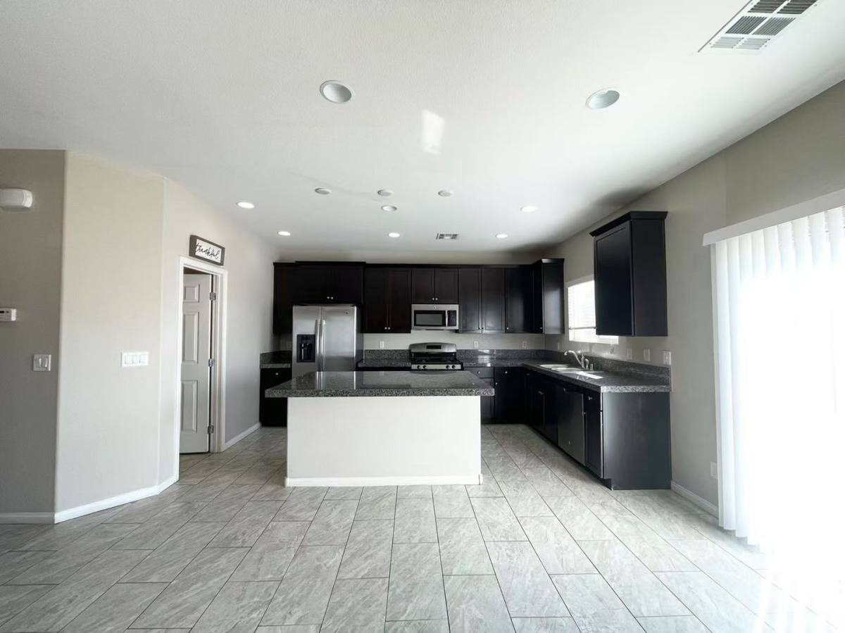 House for rent at 6415 Pochman Mesa St, Las Vegas, NV 89113