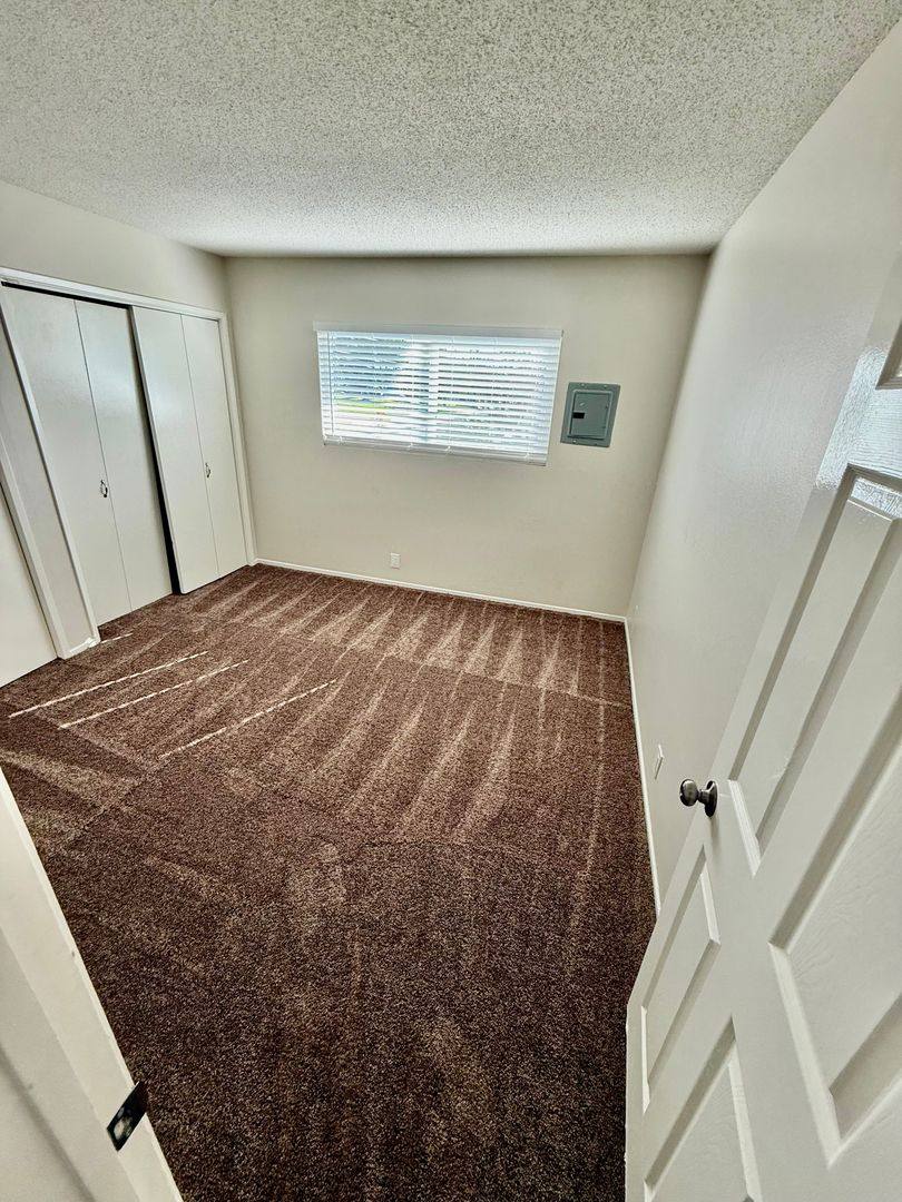 Apartment for rent at 383 W Wilson St, Costa Mesa, CA 92627