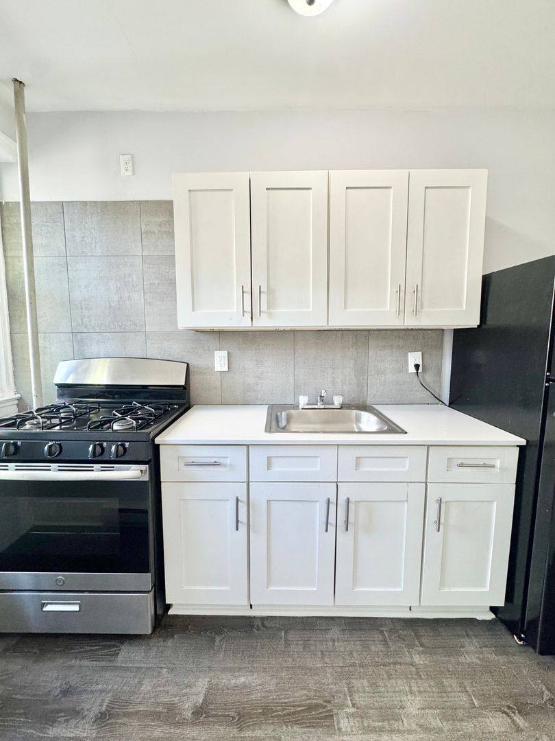 Apartment for rent at 5427 Wayne Ave, Philadelphia, PA 19144