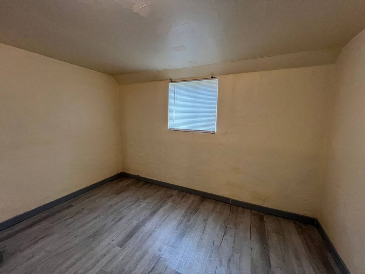 Apartment for rent at 289 N Wall St, Coos Bay, OR 97420