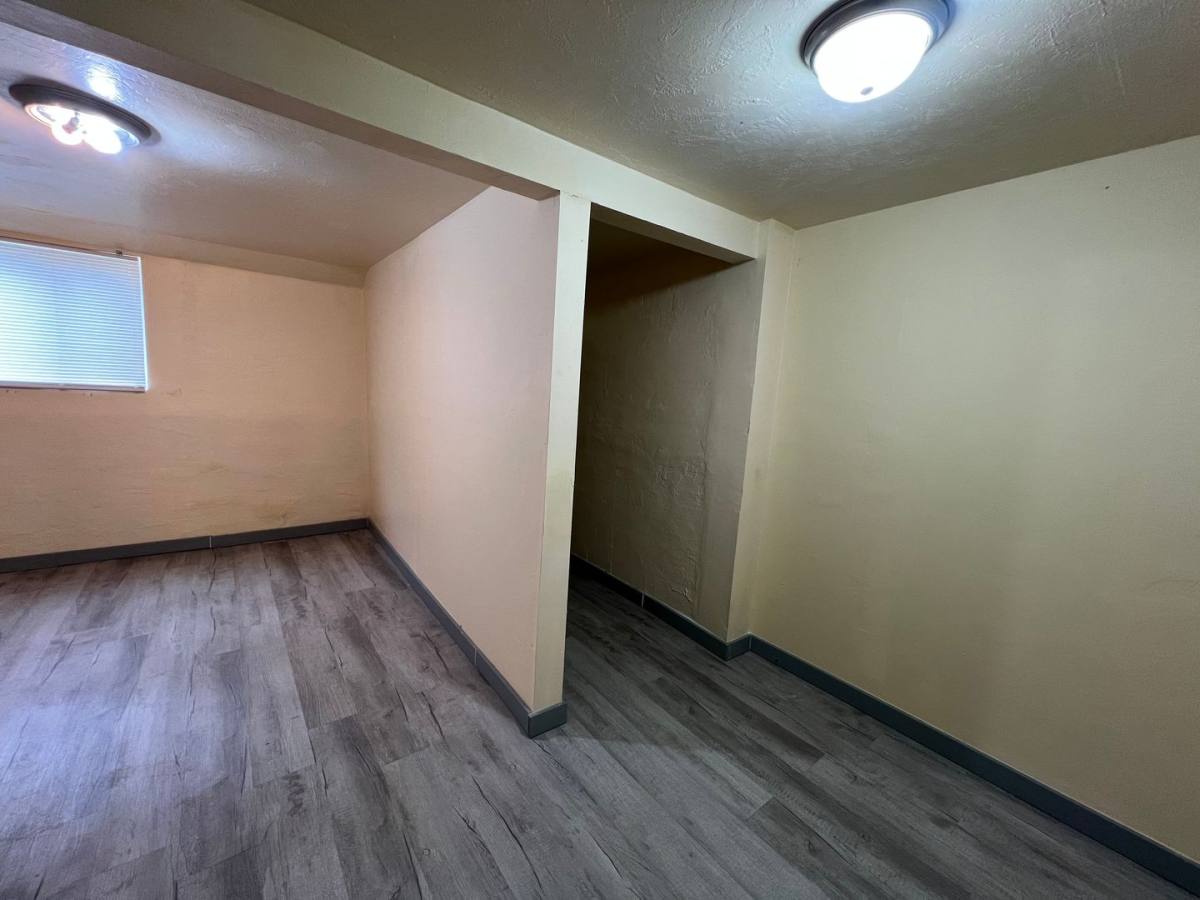 Apartment for rent at 289 N Wall St, Coos Bay, OR 97420