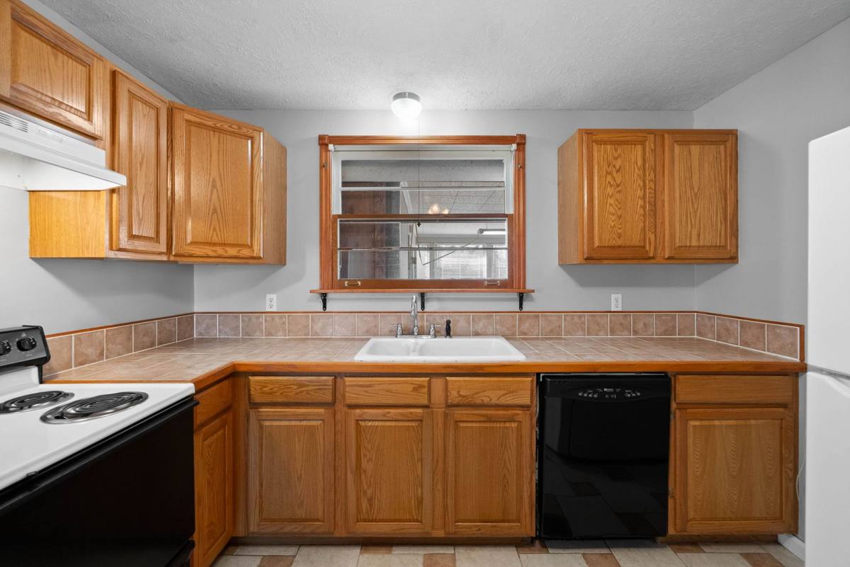 House for rent at 318 Verdun Dr, Clarksville, TN 37042