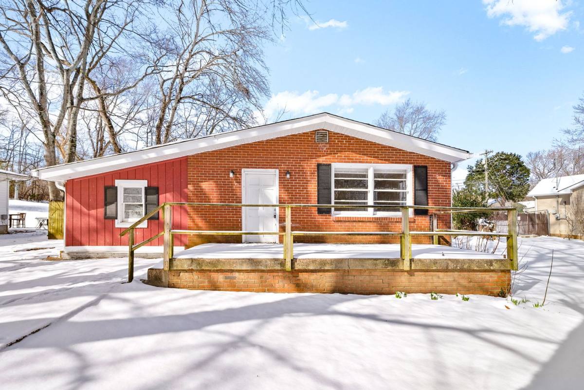 House for rent at 3 Garth Dr, Clarksville, TN 37040
