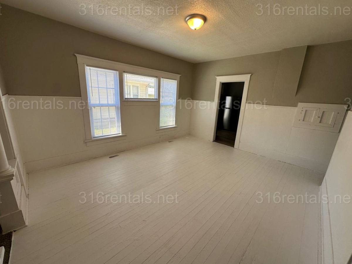 House for rent at 1405 S Main St, Wichita, KS 67213