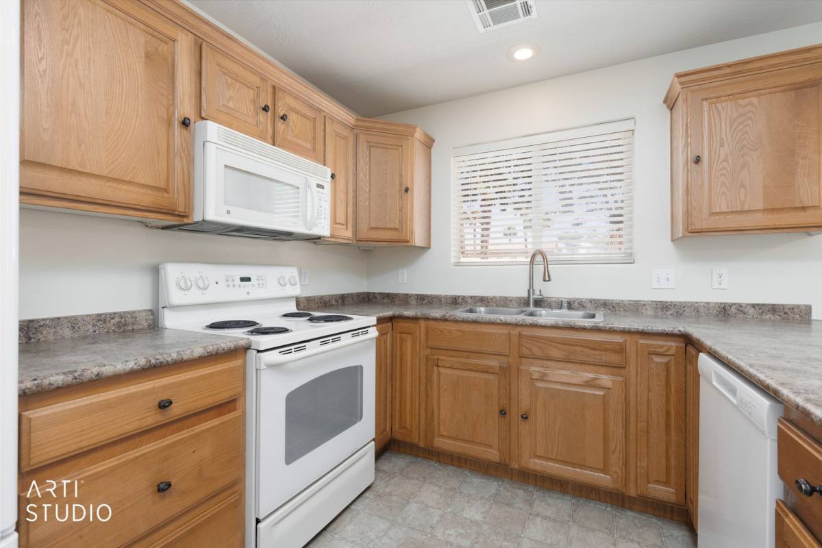 Townhouse for rent at 717 Hafen Lane 2A, Mesquite, NV 89027