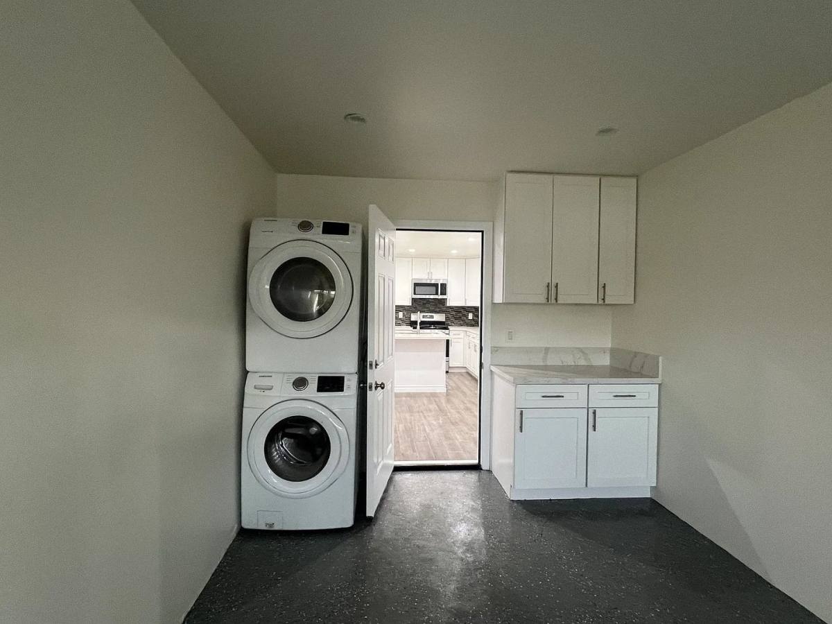 House for rent at 13714 Hoyt St, Pacoima, CA 91331