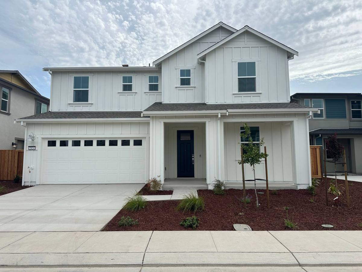 House for rent at 2824 Wrangell St, Manteca, CA 95337