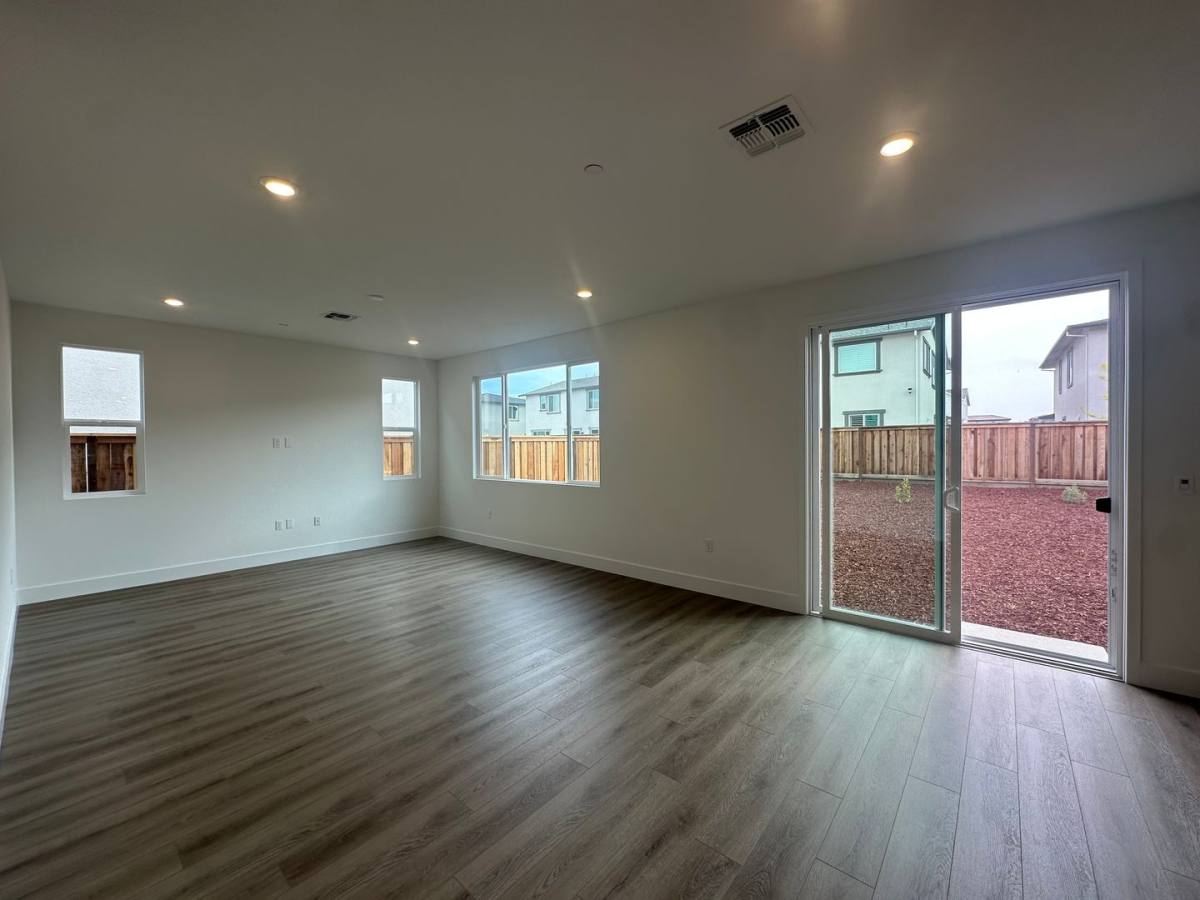 House for rent at 2824 Wrangell St, Manteca, CA 95337