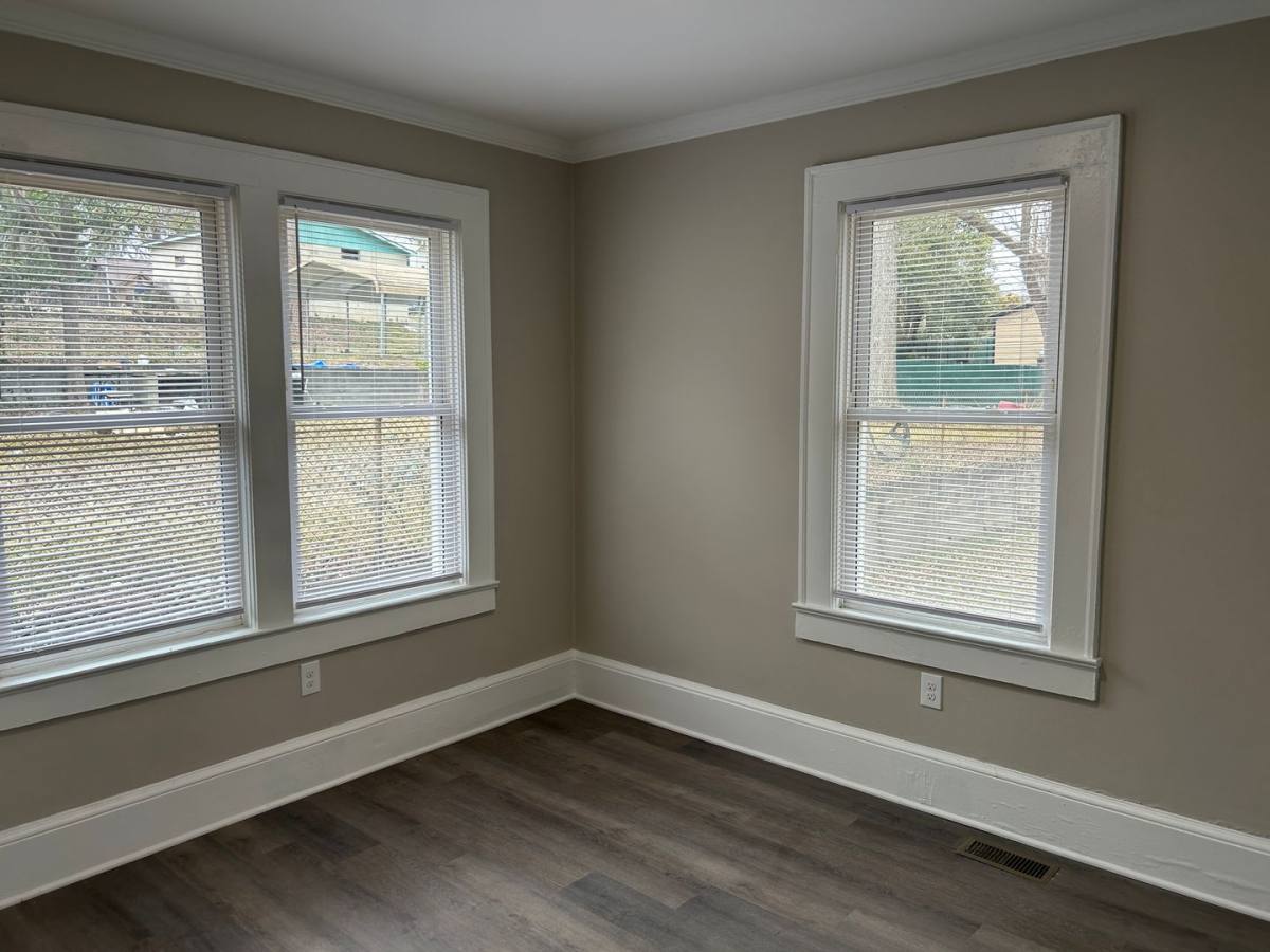 House for rent at 2423 N Patterson Ave, Winston Salem, NC 27105