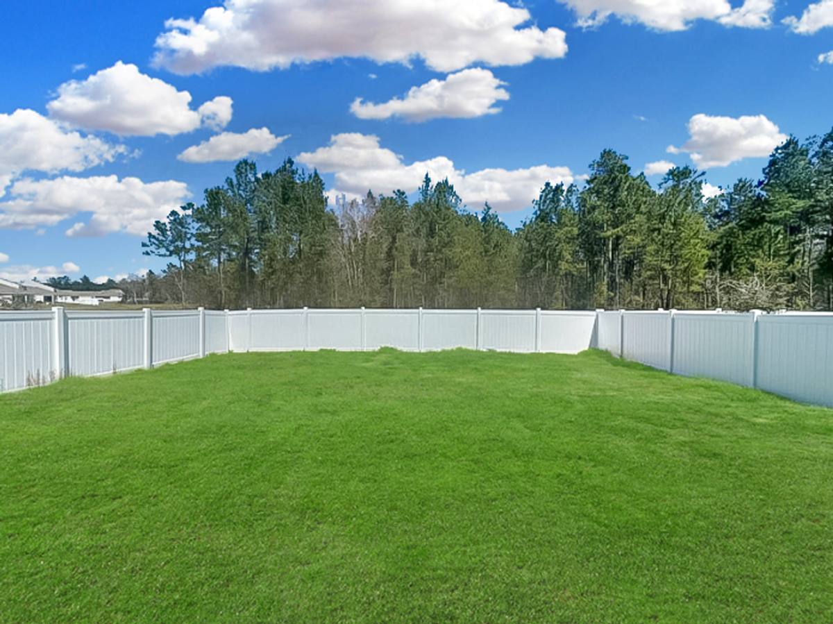 House for rent at 124 Skylark Rd, Bloomingdale, GA 31302