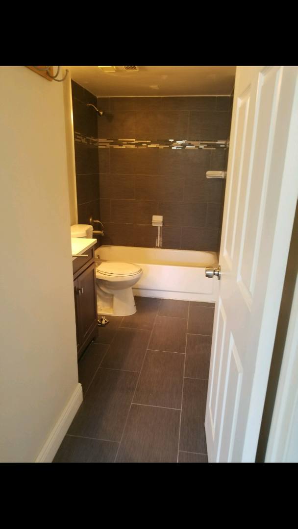 Apartment for rent at 706 Executive Center Dr, West Palm Beach, FL 33401
