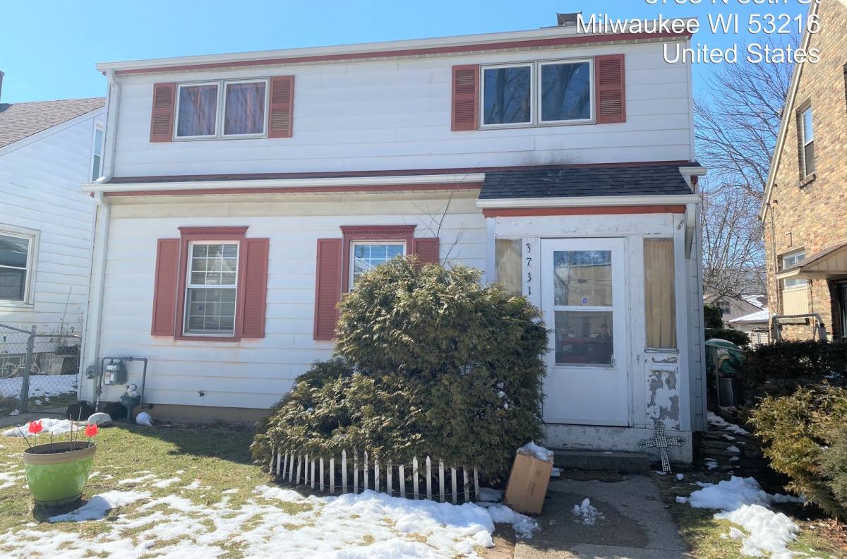 House for rent at 3731 N 36th St, Milwaukee, WI 53216