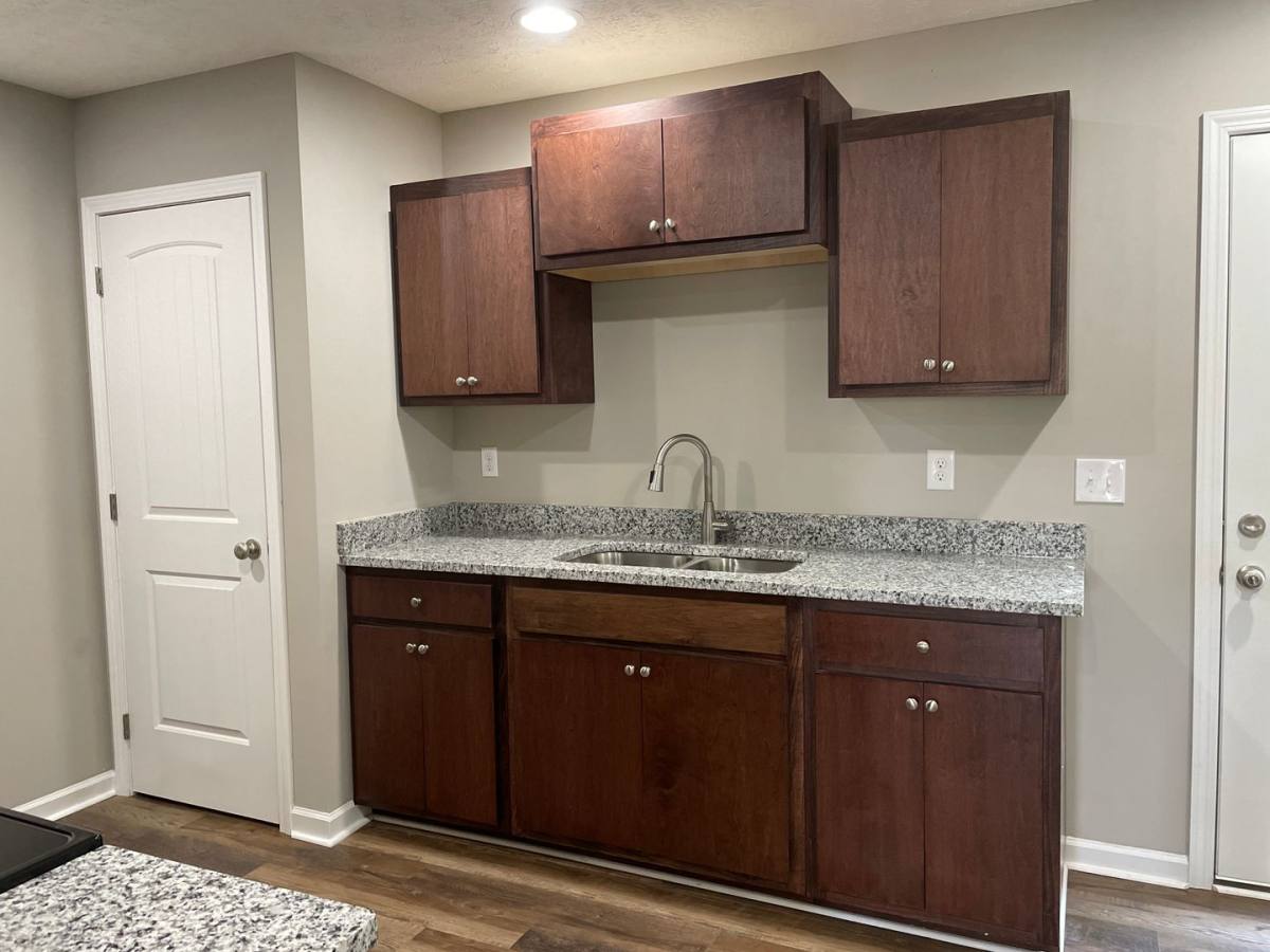 Townhouse for rent at 121 6th Ave NE, Winchester, TN 37398
