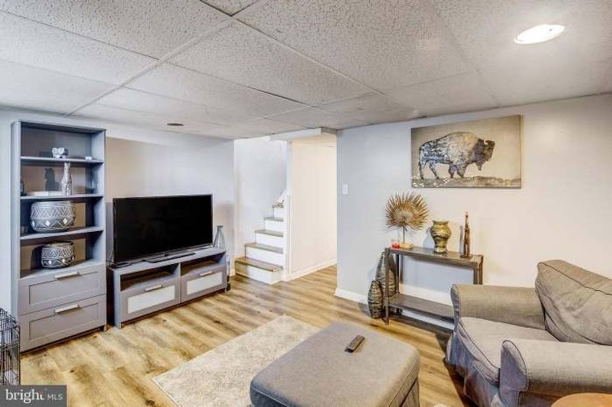 Townhouse for rent at 1100A E Sharpnack St, Philadelphia, PA 19150