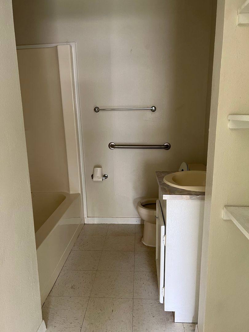 Apartment for rent at 2360 W Denman St, Stephenville, TX 76401