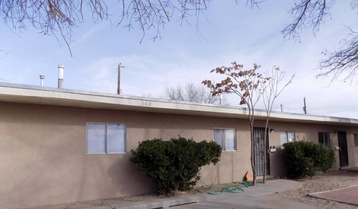 Apartment for rent at 560 Estancia Dr NW, Albuquerque, NM 87105