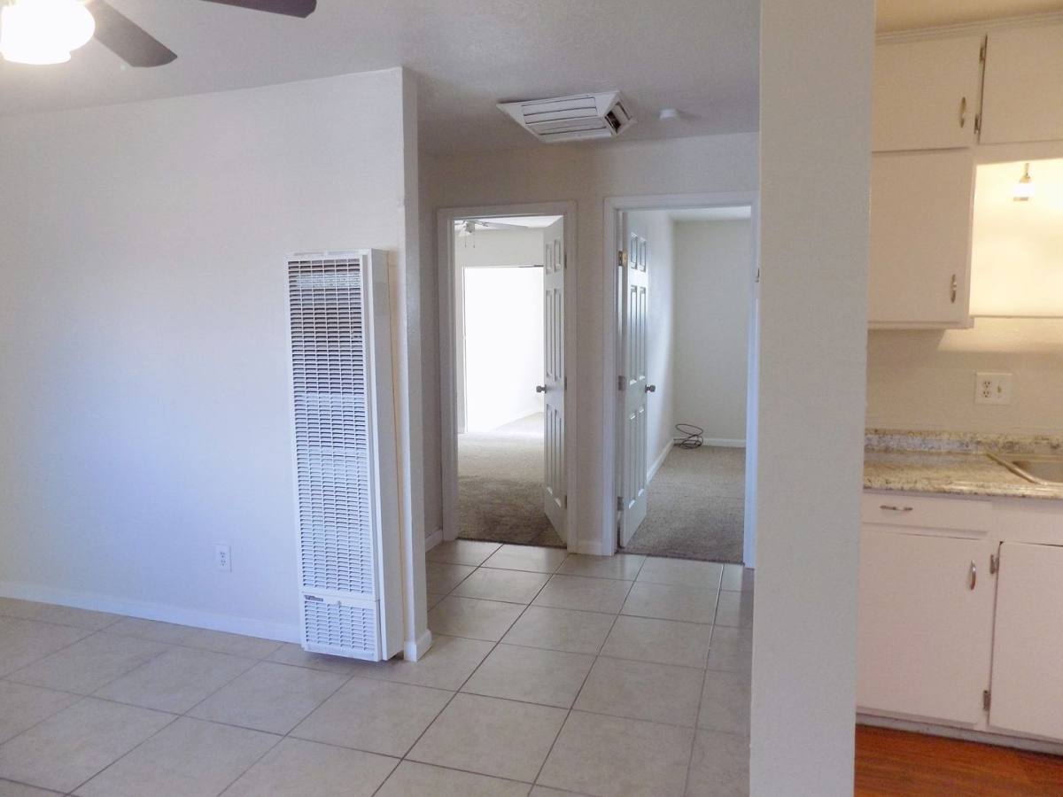 Apartment for rent at 560 Estancia Dr NW, Albuquerque, NM 87105