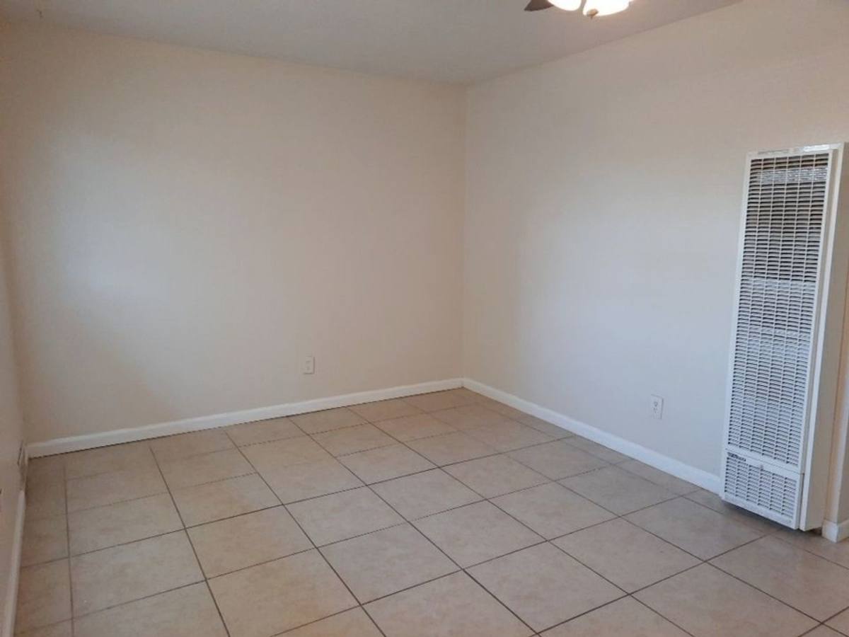 Apartment for rent at 560 Estancia Dr NW, Albuquerque, NM 87105
