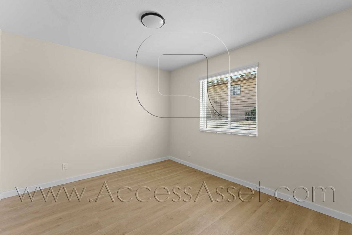 Apartment for rent at 108 S Lindsay St, Lake Elsinore, CA 92530