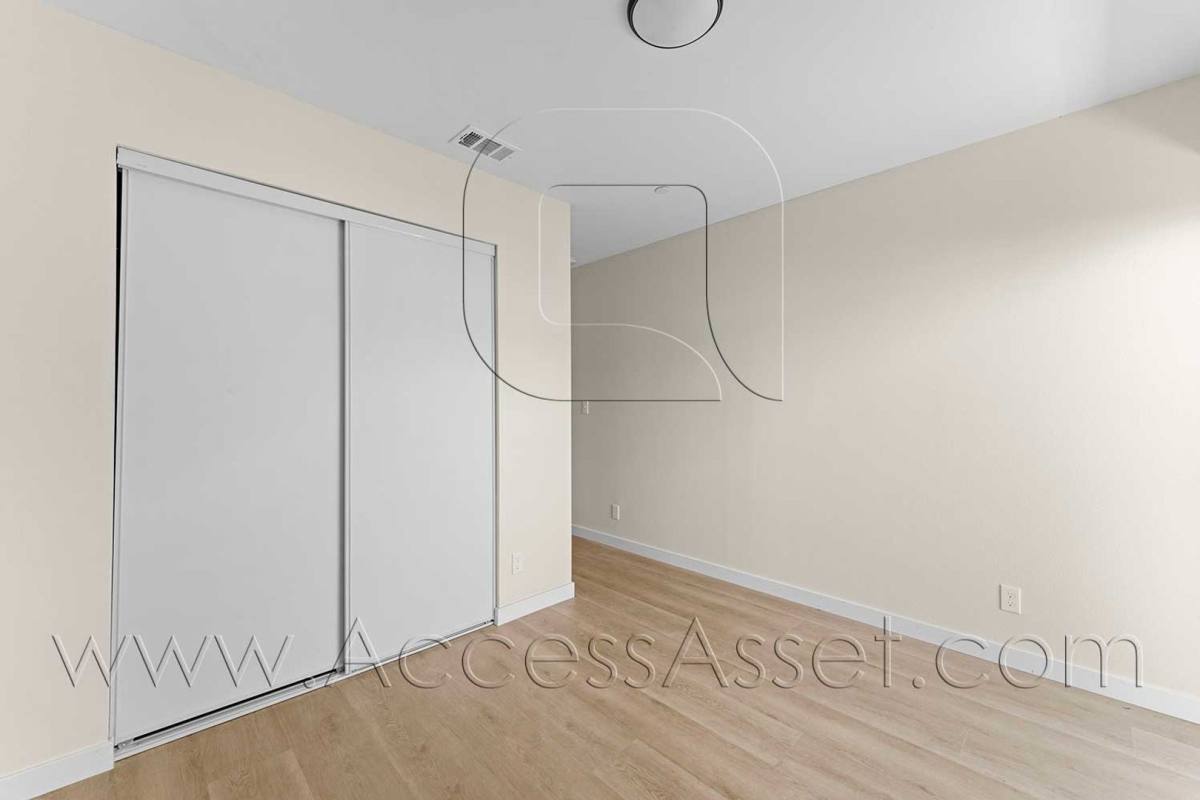 Apartment for rent at 108 S Lindsay St, Lake Elsinore, CA 92530