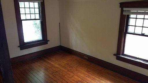 Apartment for rent at 2137 Waldeck Ave, Columbus, OH 43201