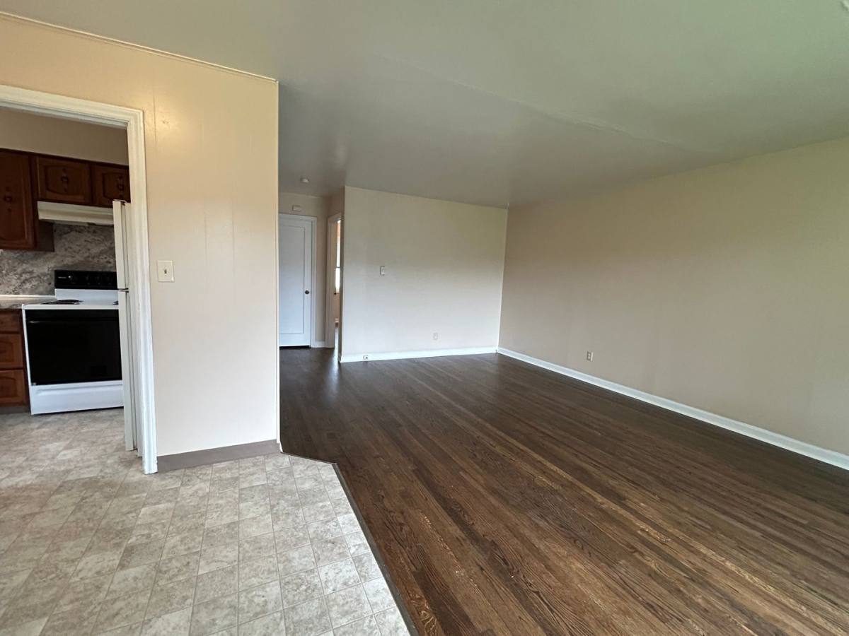 Apartment for rent at 1034-1040 18th Ave, Longview, WA 98632