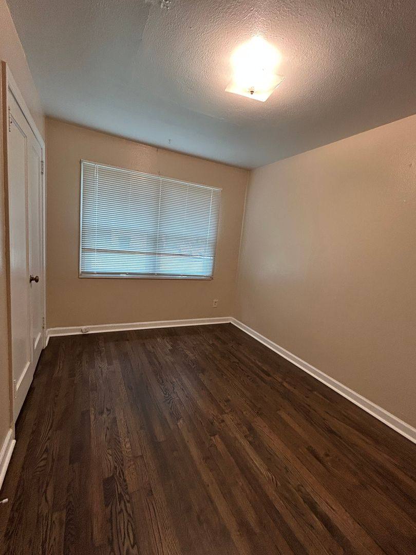 Apartment for rent at 1034-1040 18th Ave, Longview, WA 98632