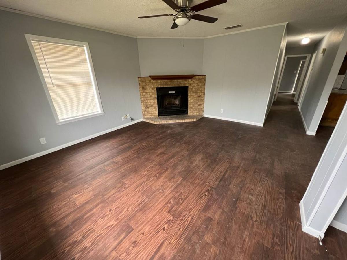 Apartment for rent at 1718-1721 Clearwood, Longview, TX 75604