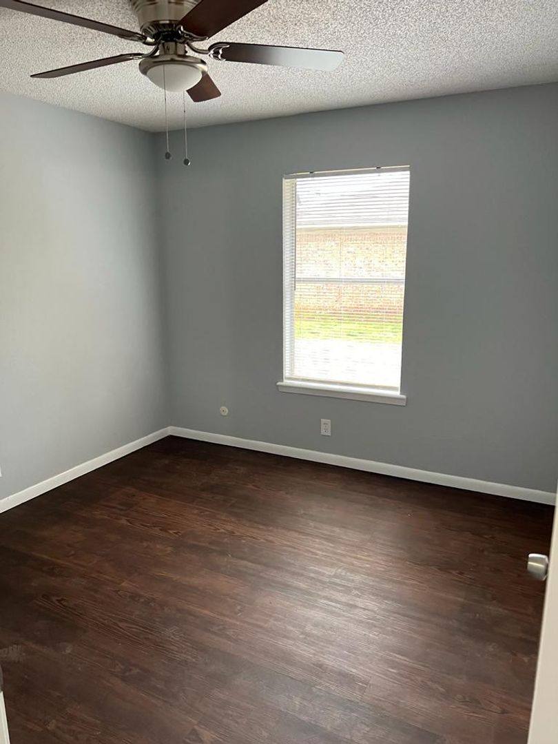 Apartment for rent at 1718-1721 Clearwood, Longview, TX 75604