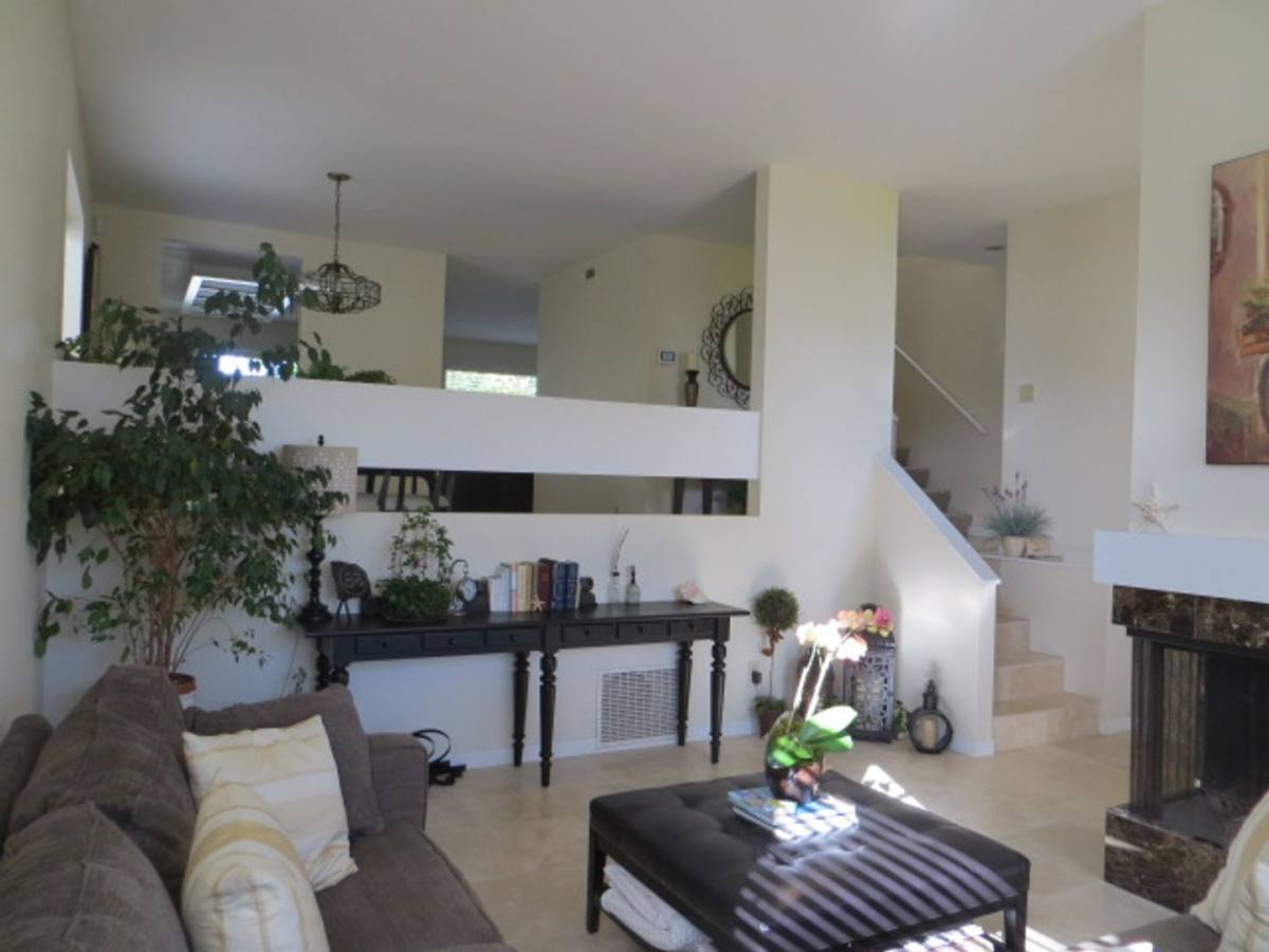 Townhouse for rent at 1057 Via Tornasol, Aptos, CA 95003