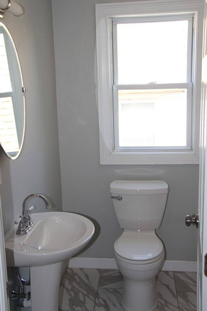 Apartment for rent at 17 Middleton, Dorchester Center, MA 02124