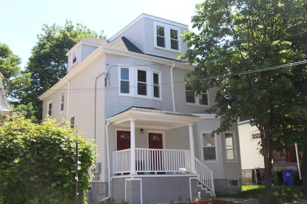 Apartment for rent at 17 Middleton, Dorchester Center, MA 02124