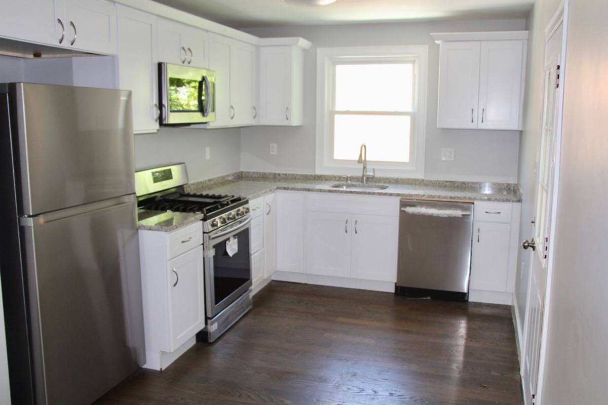 Apartment for rent at 17 Middleton, Dorchester Center, MA 02124