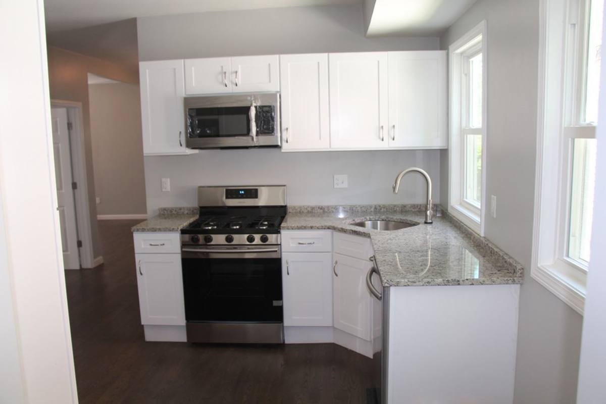 Apartment for rent at 17 Middleton, Dorchester Center, MA 02124