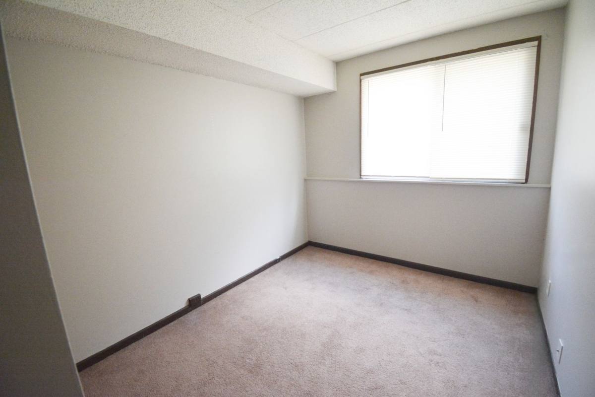 Apartment for rent at 540 Northern Hills Dr NE, Rochester, MN 55906