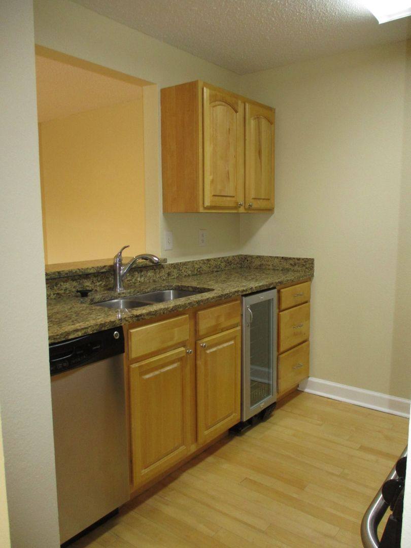 Condo for rent at 2065 Dixie Belle Dr, Orlando, FL 32812