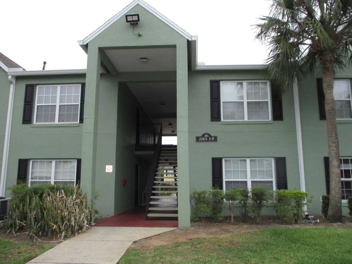 Condo for rent at 2065 Dixie Belle Dr, Orlando, FL 32812