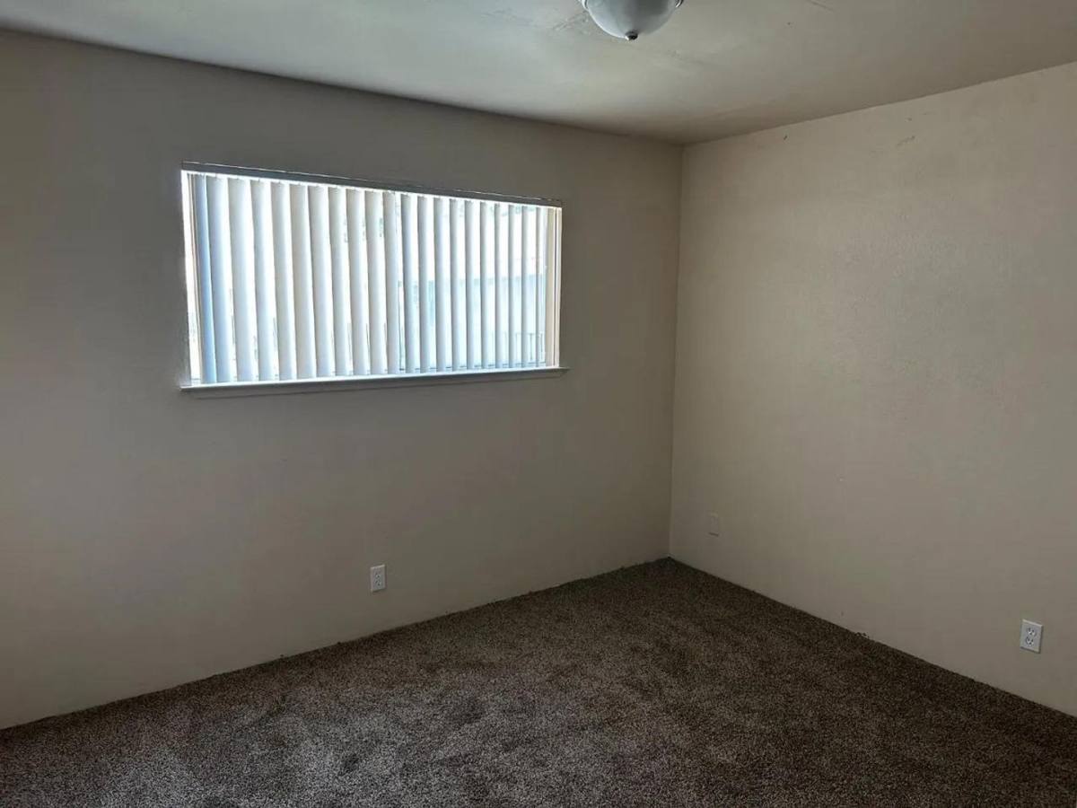 Apartment for rent at 1905 E Pontiac Way, Fresno, CA 93726