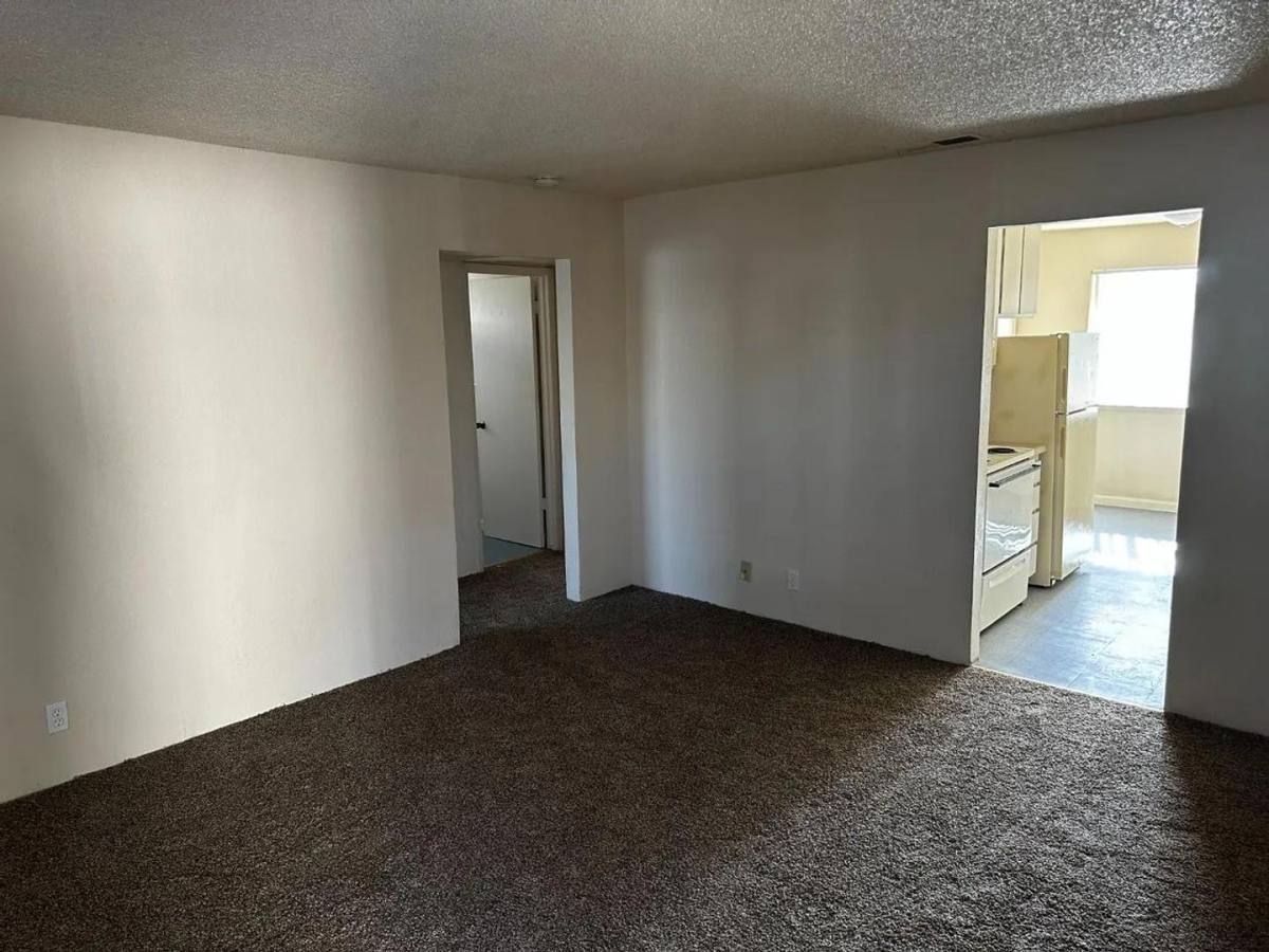 Apartment for rent at 1905 E Pontiac Way, Fresno, CA 93726