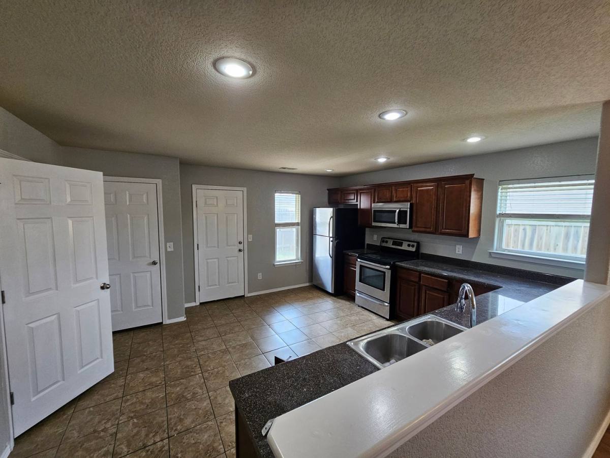 House for rent at 1164 Oxbow Way, Fayetteville, AR 72704